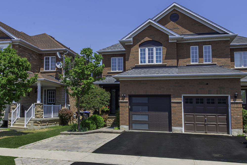 **SOLD** 5651 Topaz Place, Mississauga Real Estate MLS Listing